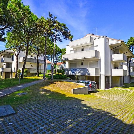 Apartment Parco Hemingway-1 By Interhome Lignano Sabbiadoro Exterior photo