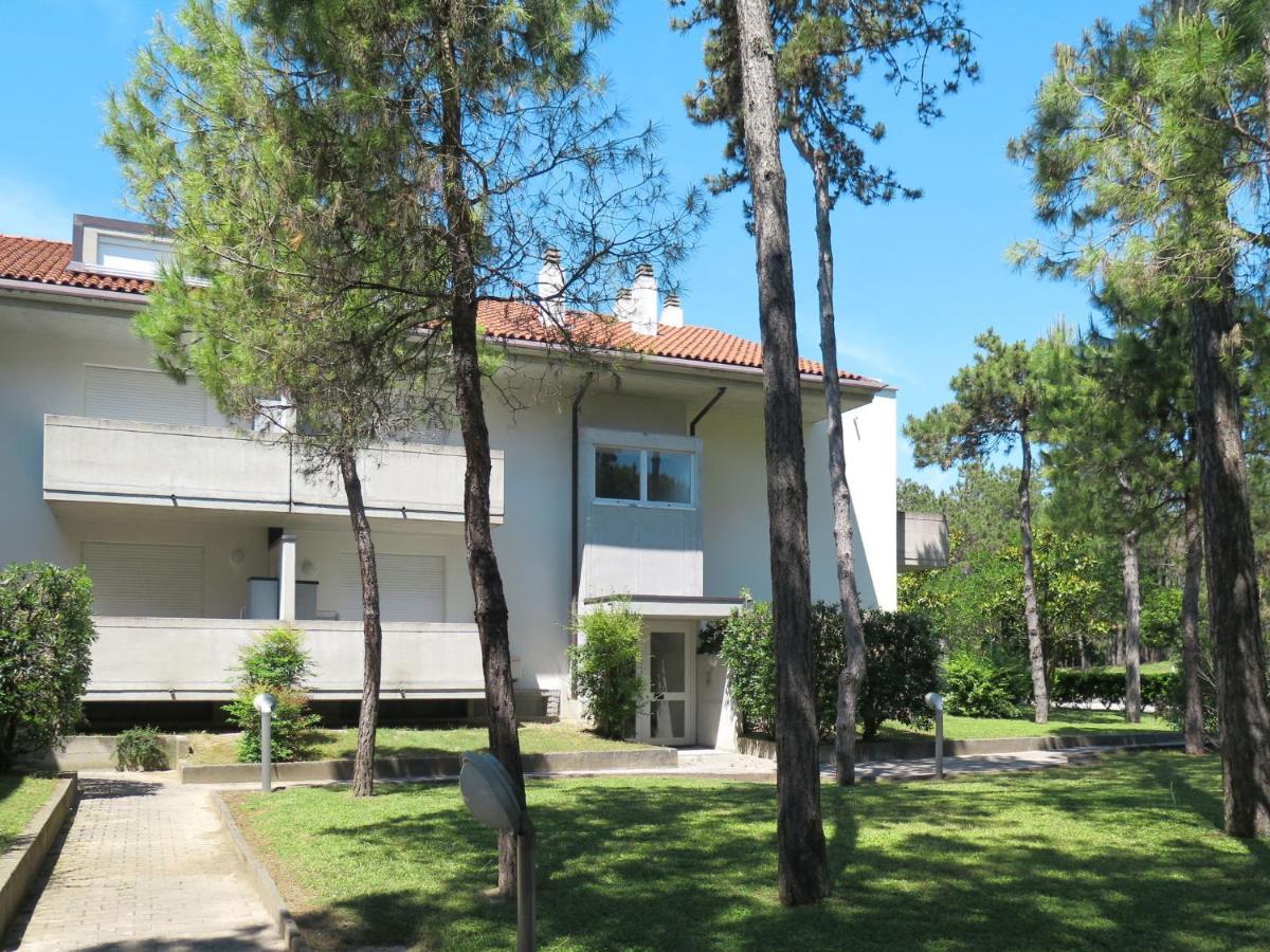 Apartment Parco Hemingway-1 By Interhome Lignano Sabbiadoro Exterior photo